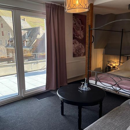 Mosel-Landhaus Hotel Oster Эдигер-Эллер Экстерьер фото
